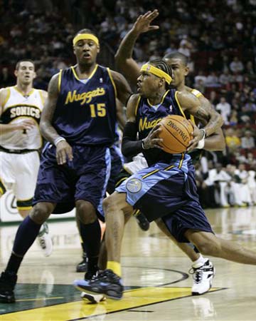 比赛氛围紧 比赛氛围紧