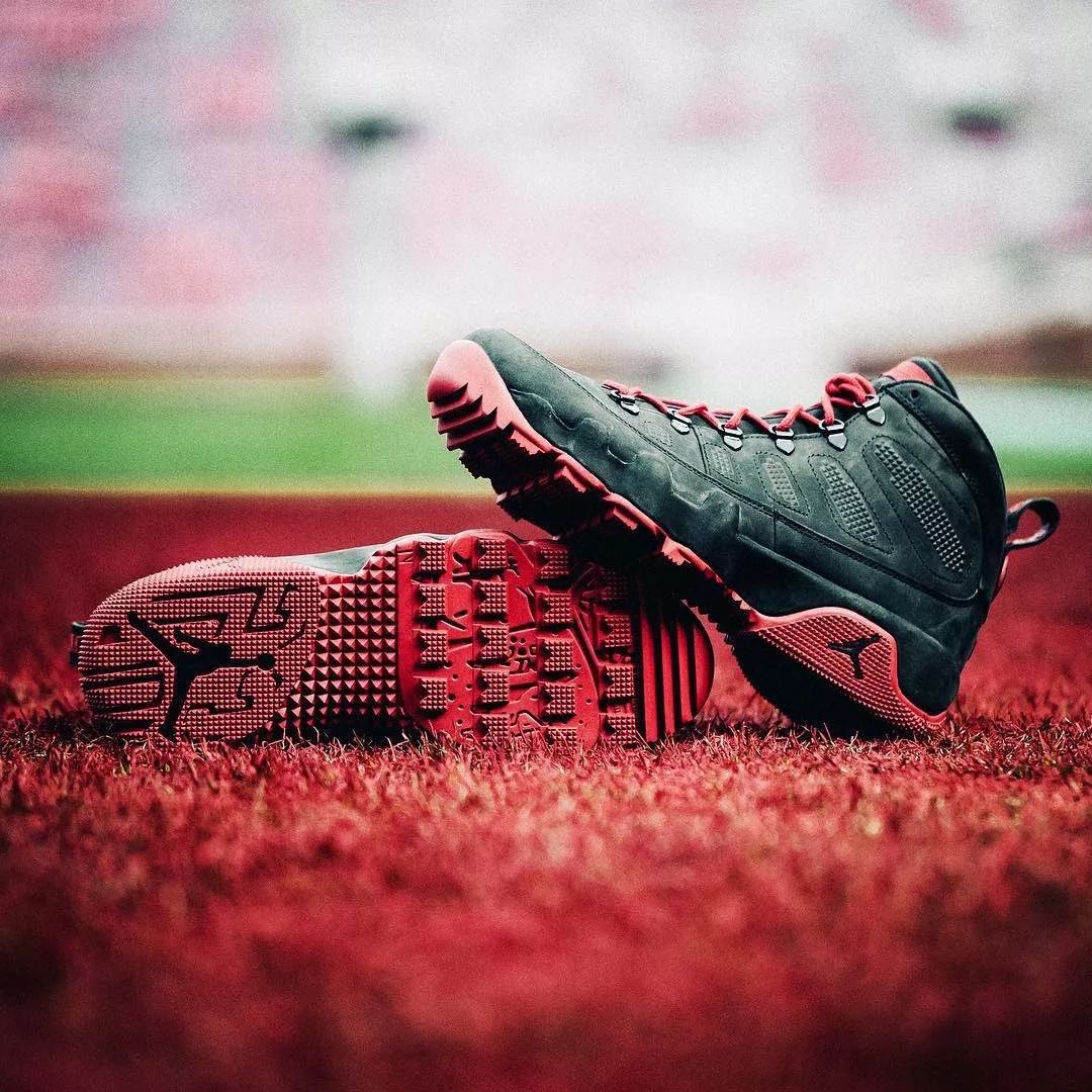 势与对手紧 势与对手紧